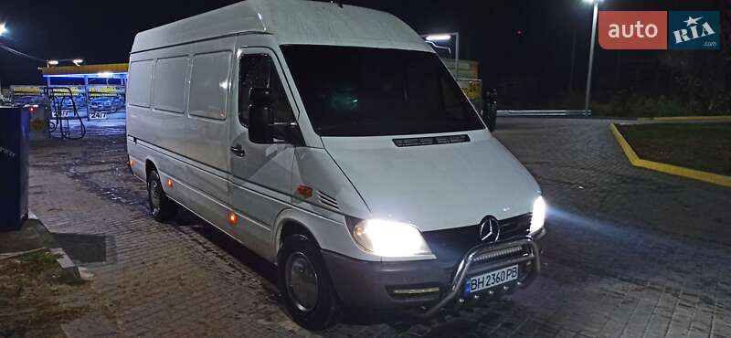 Грузовой фургон Mercedes-Benz Sprinter 2002 в Белгороде-Днестровском