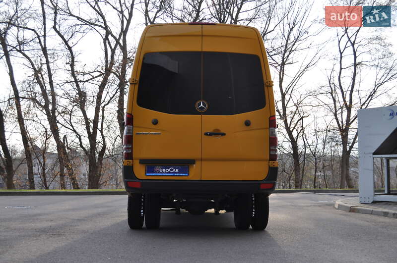 Вантажний фургон Mercedes-Benz Sprinter 2017 в Києві