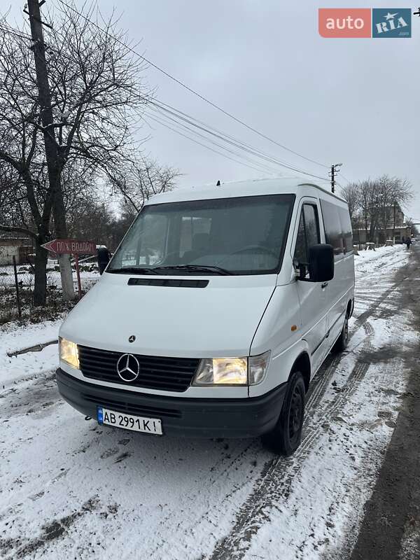 Грузовой фургон Mercedes-Benz Sprinter 1998 в Виннице