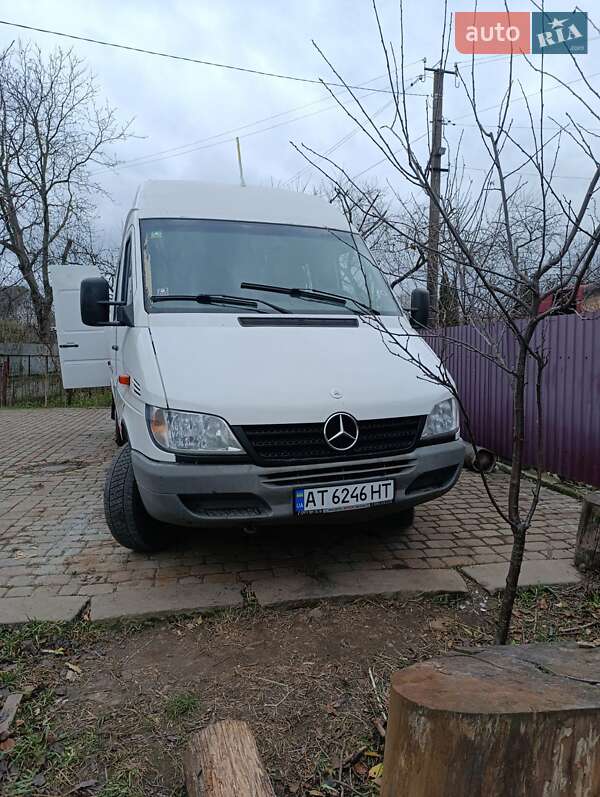 Микроавтобус Mercedes-Benz Sprinter 2006 в Ивано-Франковске