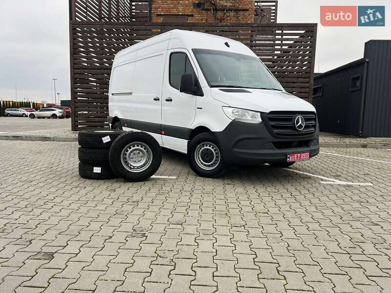 Mercedes-Benz Sprinter 2021