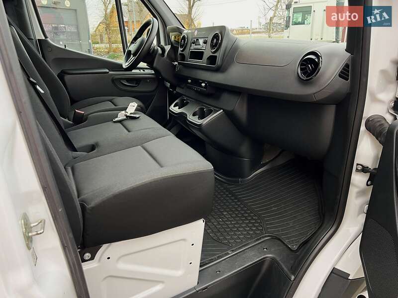 Грузовой фургон Mercedes-Benz Sprinter 2021 в Луцке фото 25 Грузовой фургон Mercedes-Benz Sprinter 2021 в Луцке