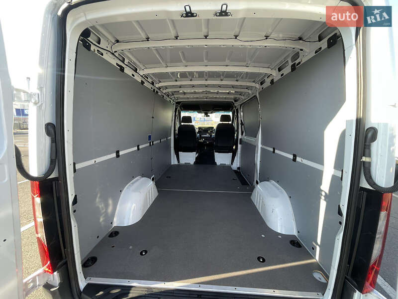 Грузовой фургон Mercedes-Benz Sprinter 2021 в Киеве фото 7 Грузовой фургон Mercedes-Benz Sprinter 2021 в Киеве
