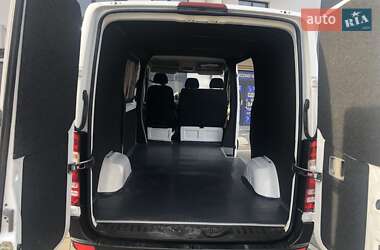 Грузопассажирский фургон Mercedes-Benz Sprinter 2014 в Сваляве