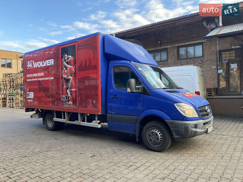 Mercedes-Benz Sprinter 2013