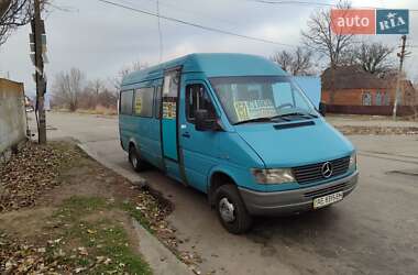 Міський автобус Mercedes-Benz Sprinter 2000 в Дніпрі