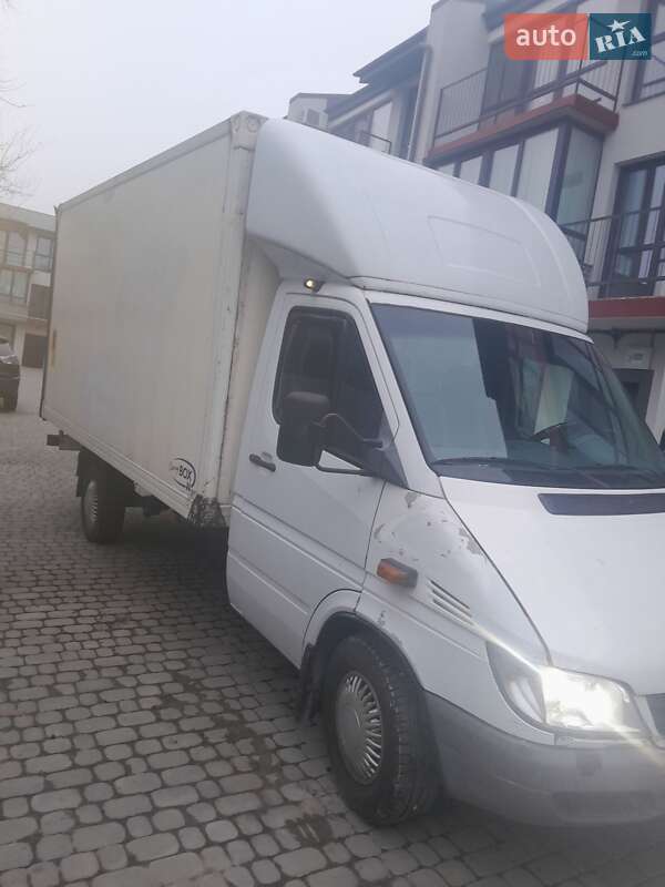 Вантажний фургон Mercedes-Benz Sprinter 2005 в Тернополі фото 23 Вантажний фургон Mercedes-Benz Sprinter 2005 в Тернополі