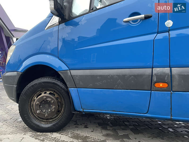 Грузопассажирский фургон Mercedes-Benz Sprinter 2009 в Черновцах