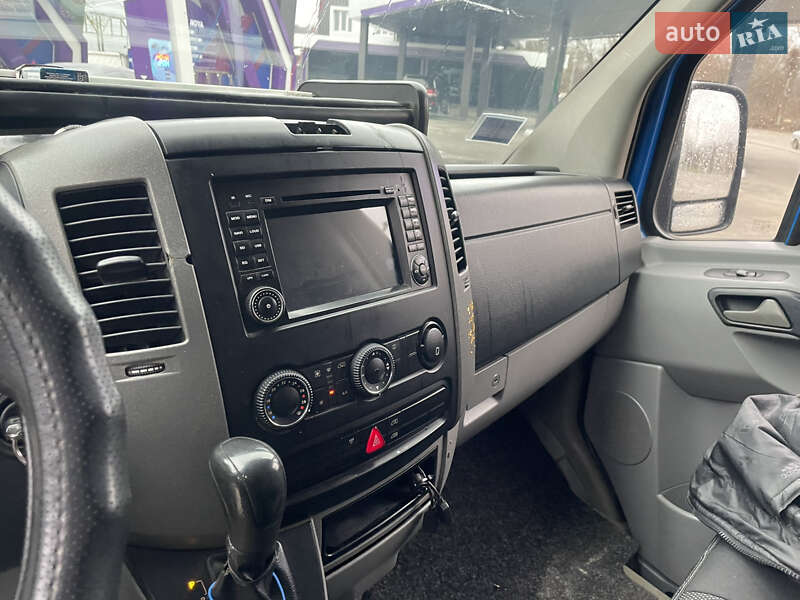 Грузопассажирский фургон Mercedes-Benz Sprinter 2009 в Черновцах