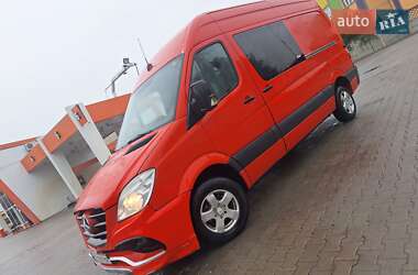 Вантажний фургон Mercedes-Benz Sprinter 2012 в Чернівцях