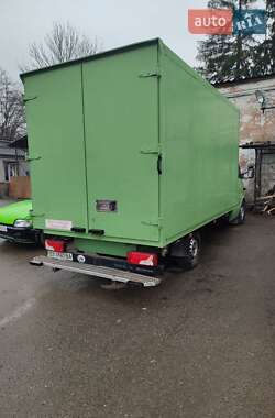 Вантажний фургон Mercedes-Benz Sprinter 2005 в 