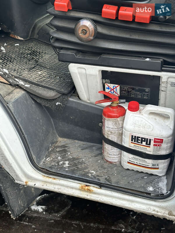 Микроавтобус Mercedes-Benz Sprinter 2004 в Белой Церкви