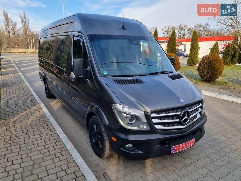 Грузовой фургон Mercedes-Benz Sprinter 2014 в Черновцах