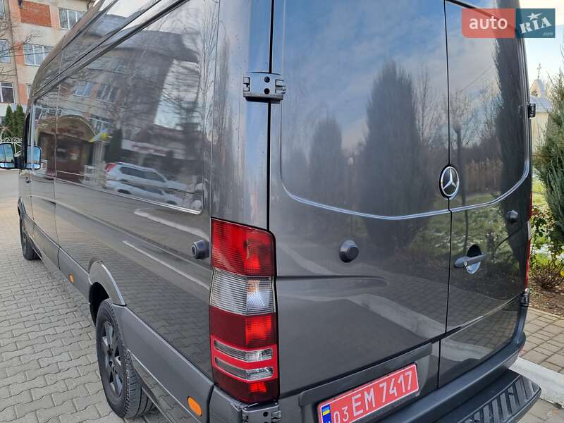 Грузовой фургон Mercedes-Benz Sprinter 2014 в Черновцах