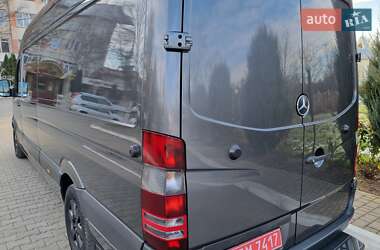 Грузовой фургон Mercedes-Benz Sprinter 2014 в Черновцах