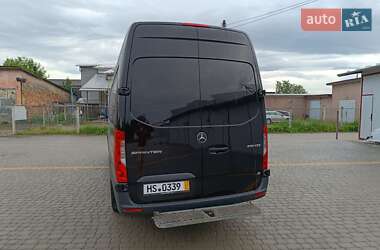 Вантажний фургон Mercedes-Benz Sprinter 2019 в 