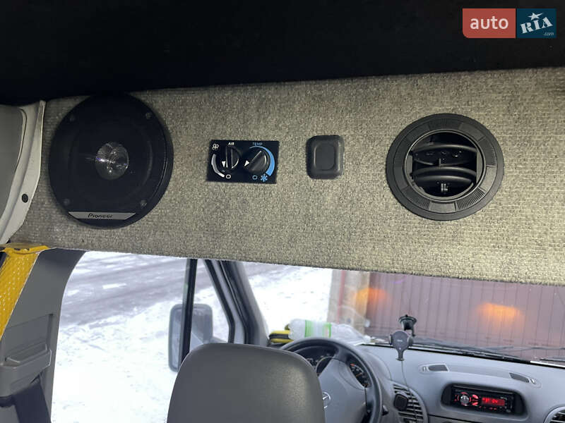 Микроавтобус Mercedes-Benz Sprinter 2005 в Ровно