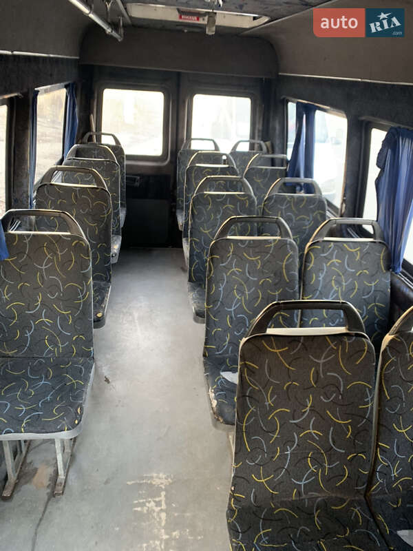 Микроавтобус Mercedes-Benz Sprinter 2000 в Николаеве