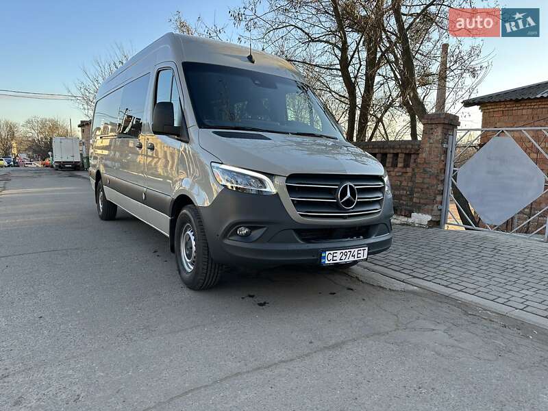 Грузопассажирский фургон Mercedes-Benz Sprinter 2022 в Черновцах