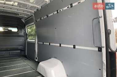 Грузовой фургон Mercedes-Benz Sprinter 2020 в 