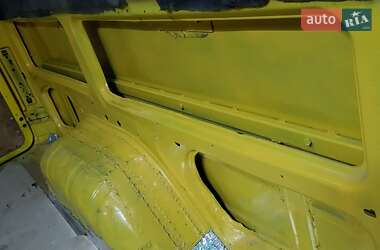 Мікроавтобус Mercedes-Benz Sprinter 1999 в  фото 25 Мікроавтобус Mercedes-Benz Sprinter 1999 в