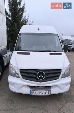 Вантажний фургон Mercedes-Benz Sprinter 2016 в Рівному