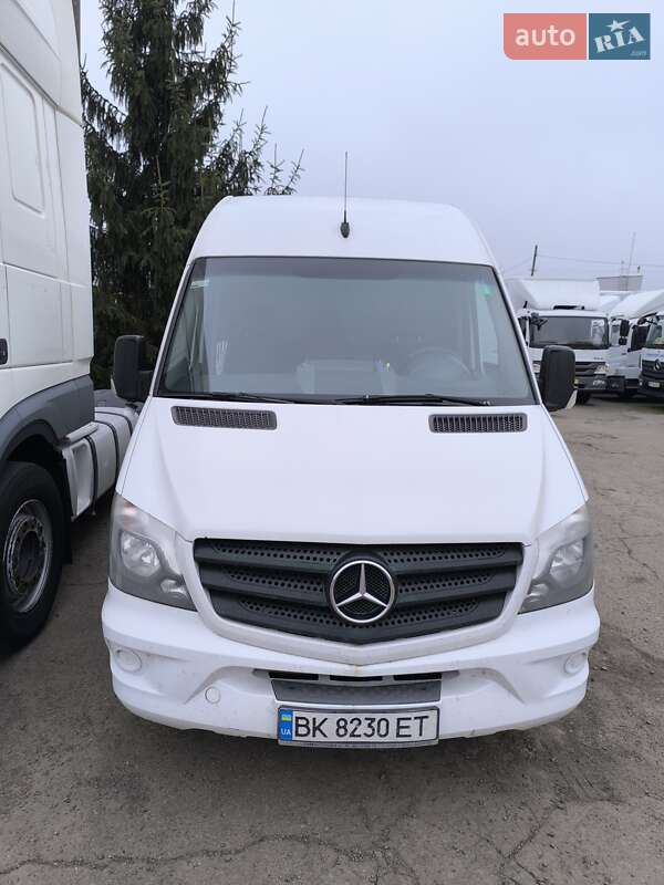 Грузовой фургон Mercedes-Benz Sprinter 2016 в Ровно