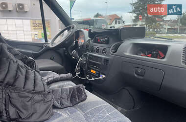 Микроавтобус Mercedes-Benz Sprinter 2004 в 