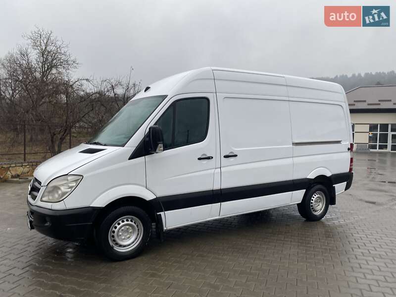 Грузовой фургон Mercedes-Benz Sprinter 2008 в 
