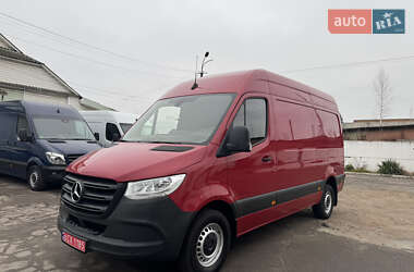 Вантажний фургон Mercedes-Benz Sprinter 2019 в Рівному