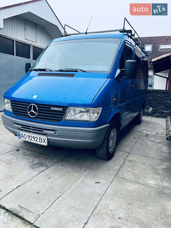 Микроавтобус Mercedes-Benz Sprinter 1999 в Мукачево