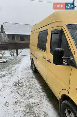 Мікроавтобус Mercedes-Benz Sprinter 2000 в Коломиї