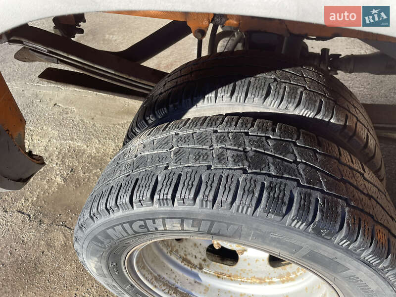 Грузовой фургон Mercedes-Benz Sprinter 2002 в Бершади