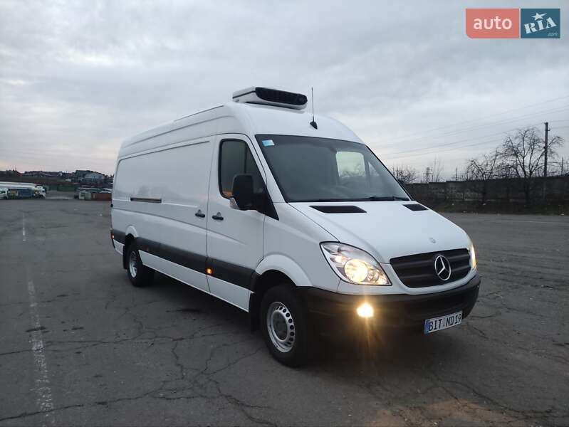 Вантажний фургон Mercedes-Benz Sprinter 2012 в Рівному