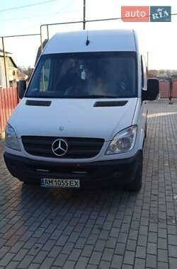 Грузовой фургон Mercedes-Benz Sprinter 2012 в Коростене