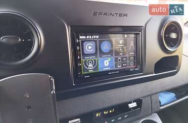Грузопассажирский фургон Mercedes-Benz Sprinter 2021 в 