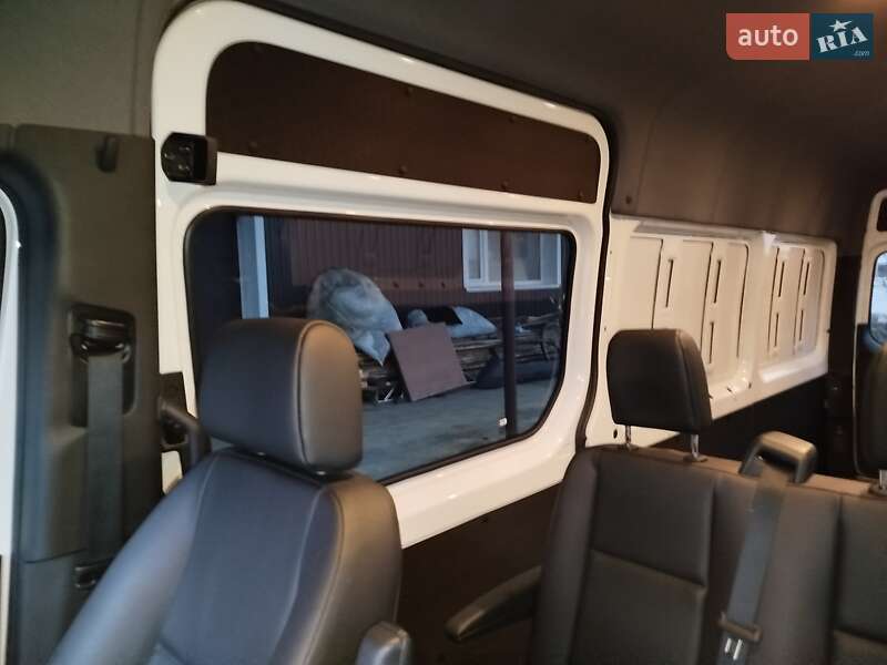 Грузопассажирский фургон Mercedes-Benz Sprinter 2021 в Костополе