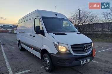 Вантажний фургон Mercedes-Benz Sprinter 2016 в Рівному