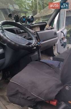 Грузовой фургон Mercedes-Benz Sprinter 1998 в 