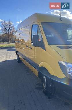 Грузовой фургон Mercedes-Benz Sprinter 2018 в Коростене