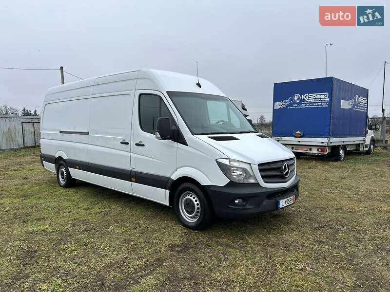 Грузовой фургон Mercedes-Benz Sprinter 2017 в Стрые