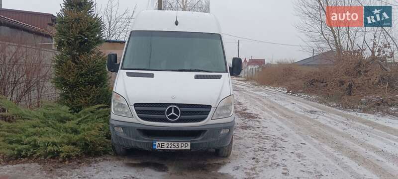 Грузовой фургон Mercedes-Benz Sprinter 2012 в Днепре