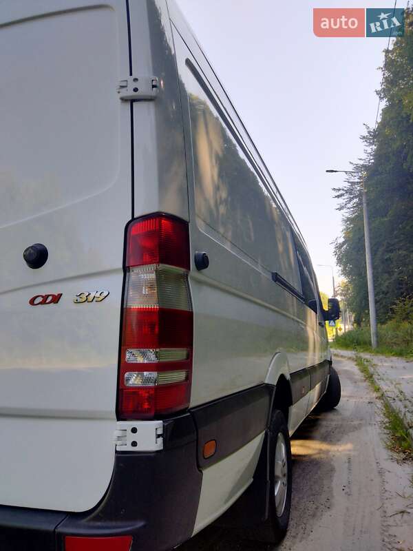 Мікроавтобус Mercedes-Benz Sprinter 2010 в Кременці