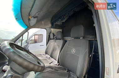 Грузовой фургон Mercedes-Benz Sprinter 2002 в 