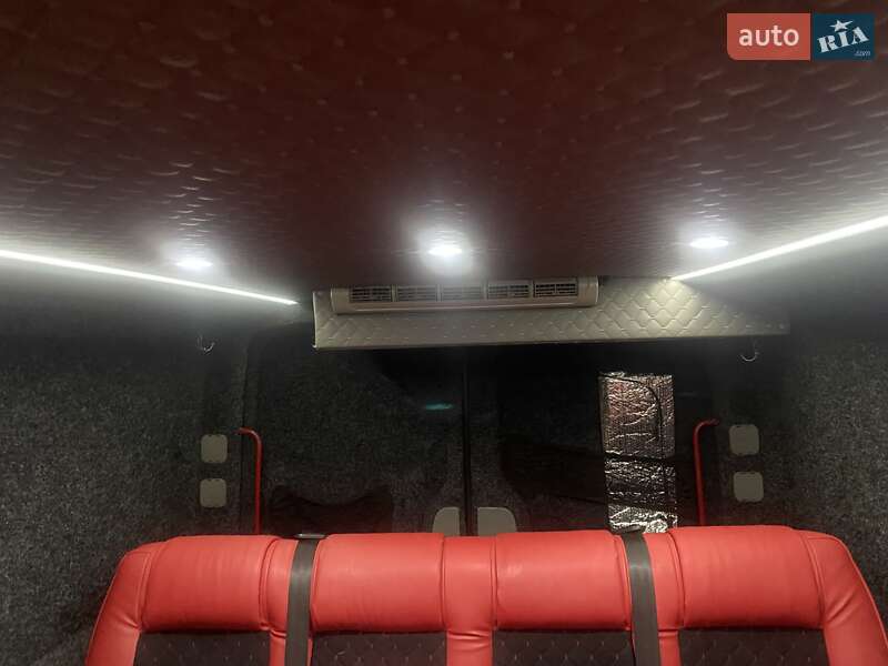 Мікроавтобус Mercedes-Benz Sprinter 2012 в Львові