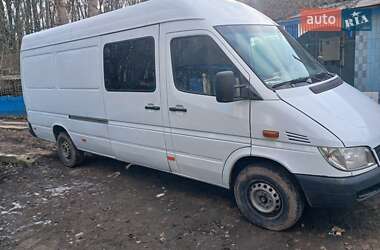 Вантажний фургон Mercedes-Benz Sprinter 2003 в Шпикові