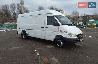 Вантажний фургон Mercedes-Benz Sprinter 2003 в Рівному