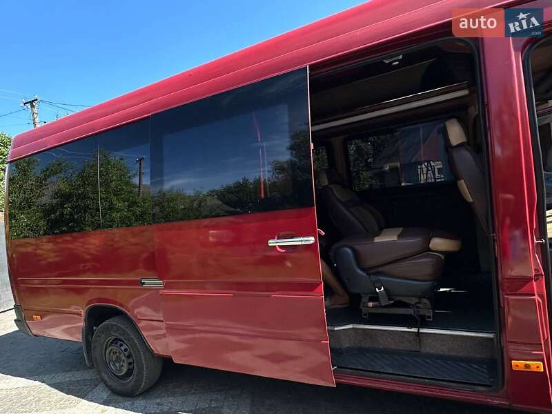 Мікроавтобус Mercedes-Benz Sprinter 2004 в Тячеві