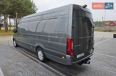 Грузовой фургон Mercedes-Benz Sprinter 2021 в 