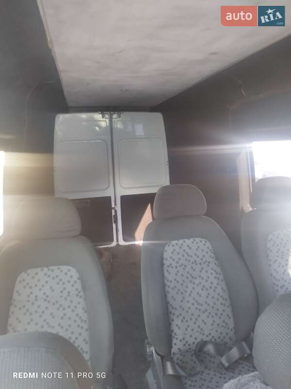 Микроавтобус Mercedes-Benz Sprinter 2000 в Иршаве фото 7 Микроавтобус Mercedes-Benz Sprinter 2000 в Иршаве